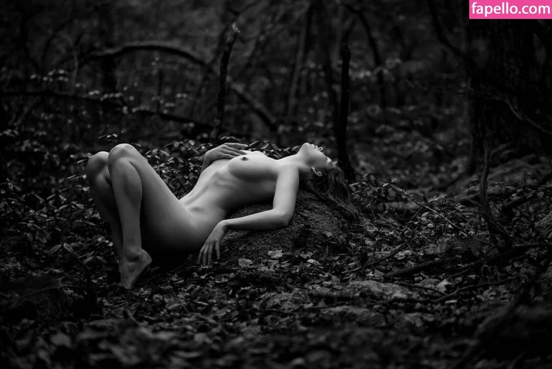 Icelandic Selkie Onlyfans Photo Gallery 