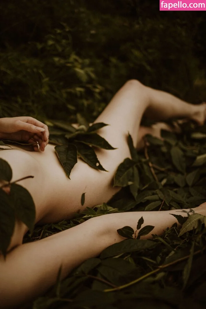 Icelandic Selkie Onlyfans Photo Gallery 