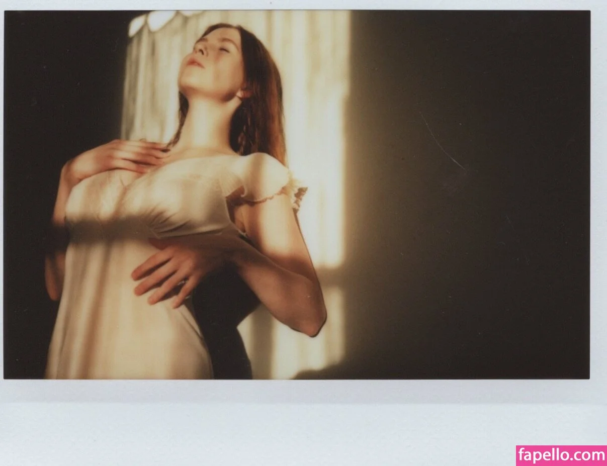 Icelandic Selkie Onlyfans Photo Gallery 