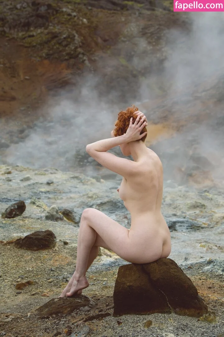 Icelandic Selkie Onlyfans Photo Gallery 