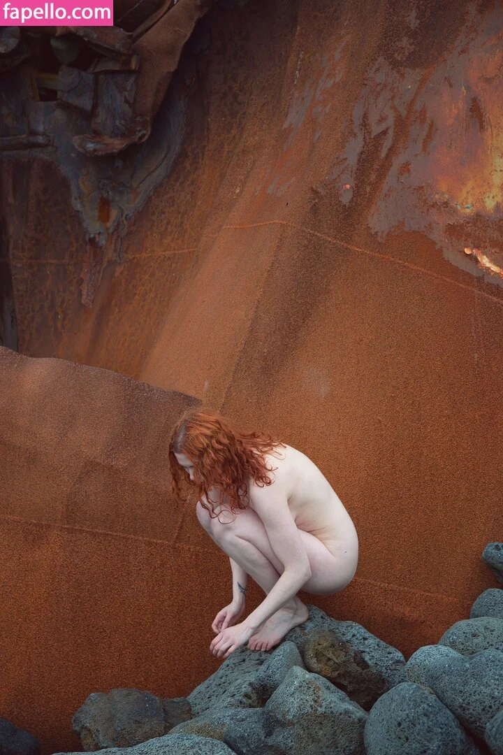 Icelandic Selkie Onlyfans Photo Gallery 