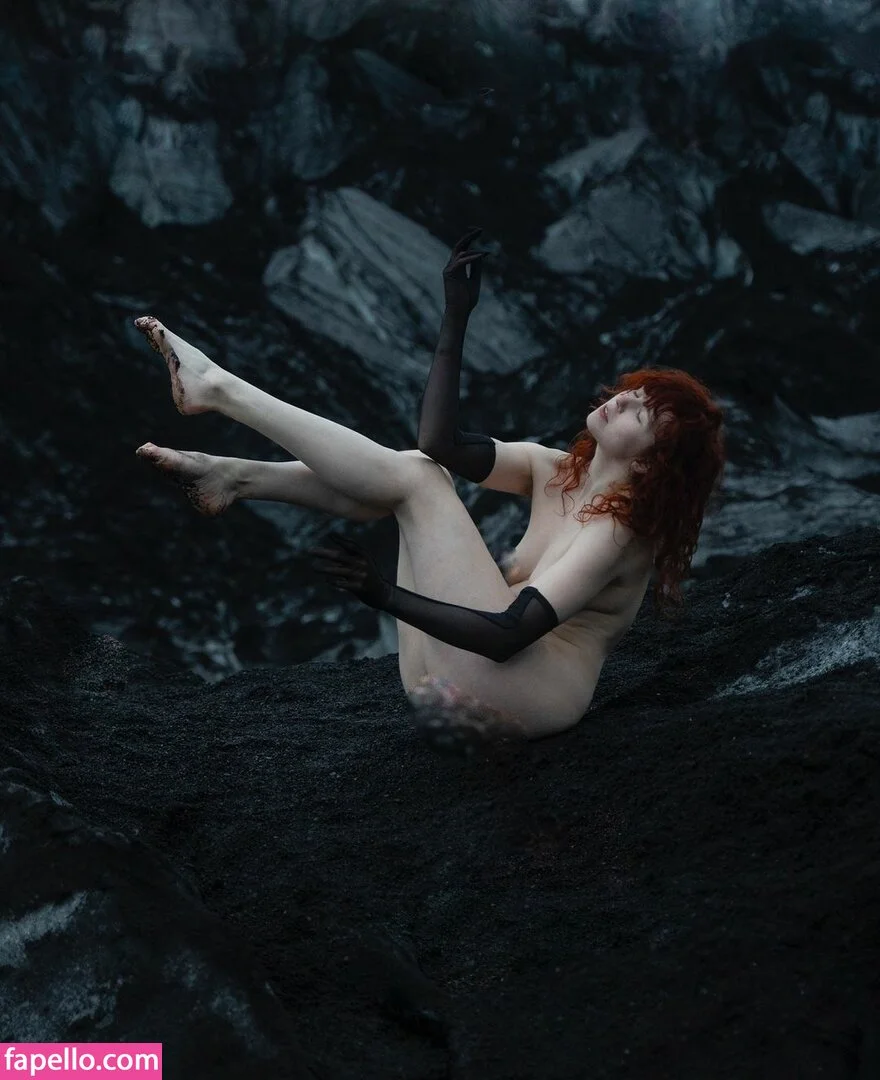 Icelandic Selkie Onlyfans Photo Gallery 