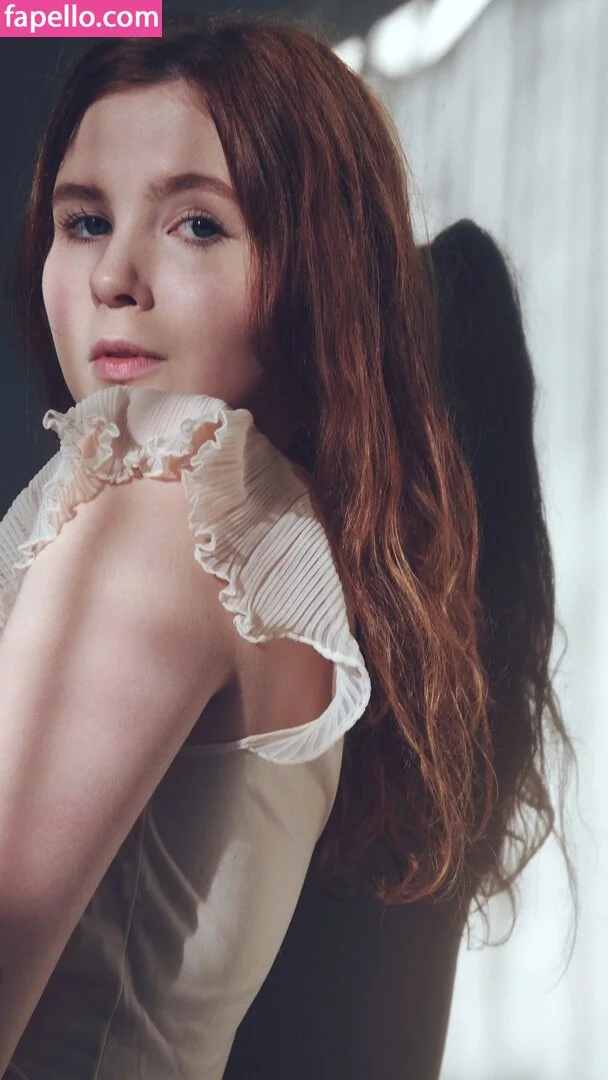 Icelandic Selkie Onlyfans Photo Gallery 