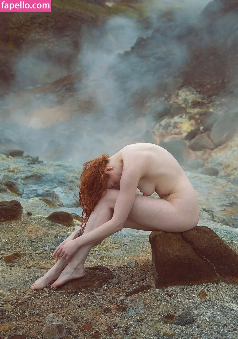 Icelandic Selkie Onlyfans Photo Gallery 