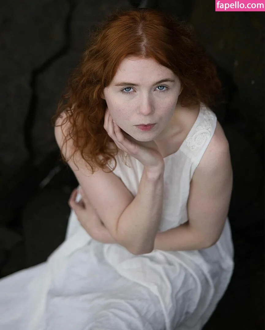 Icelandic Selkie Onlyfans Photo Gallery 