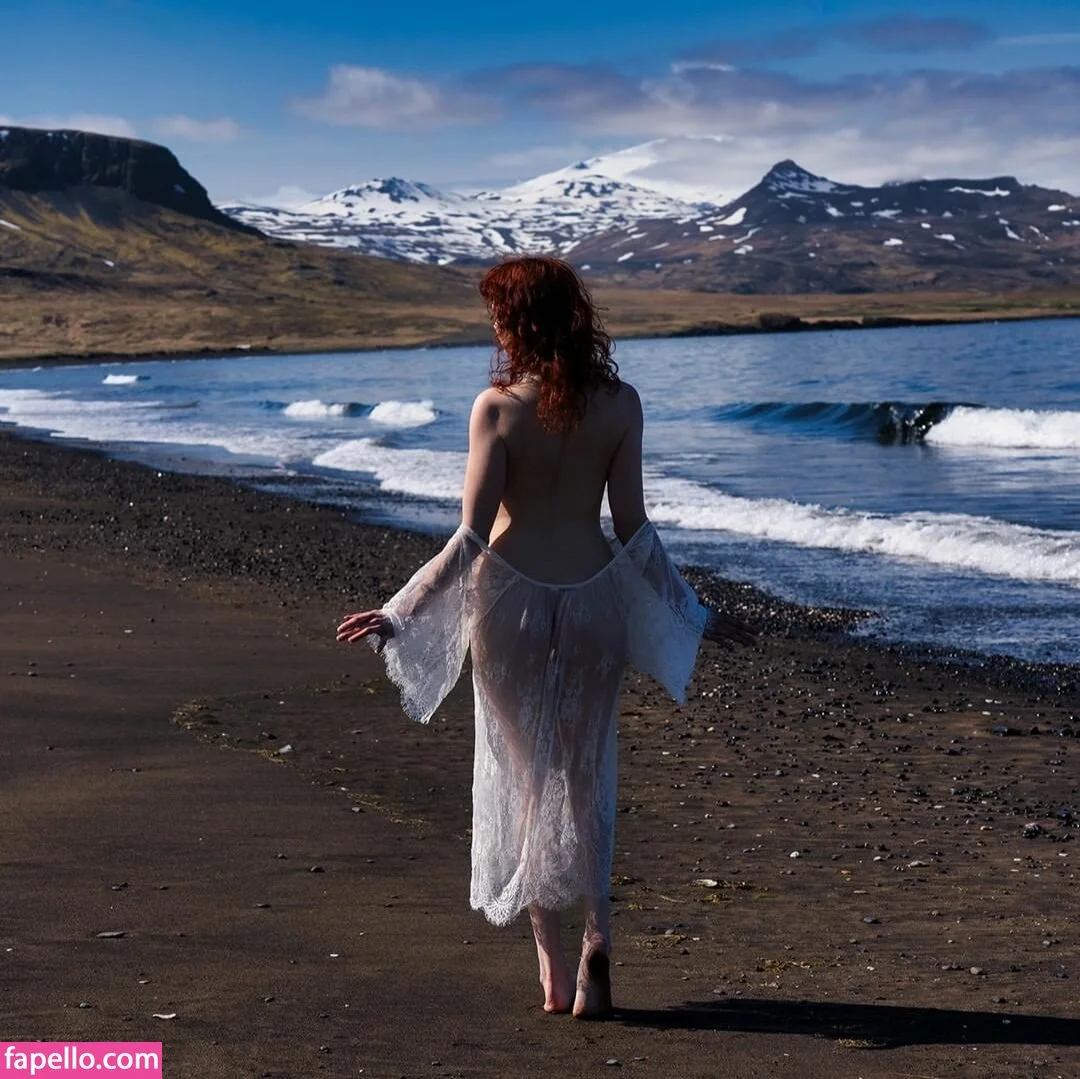 Icelandic Selkie Onlyfans Photo Gallery 