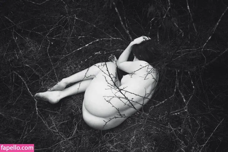 Icelandic Selkie Onlyfans Photo Gallery 