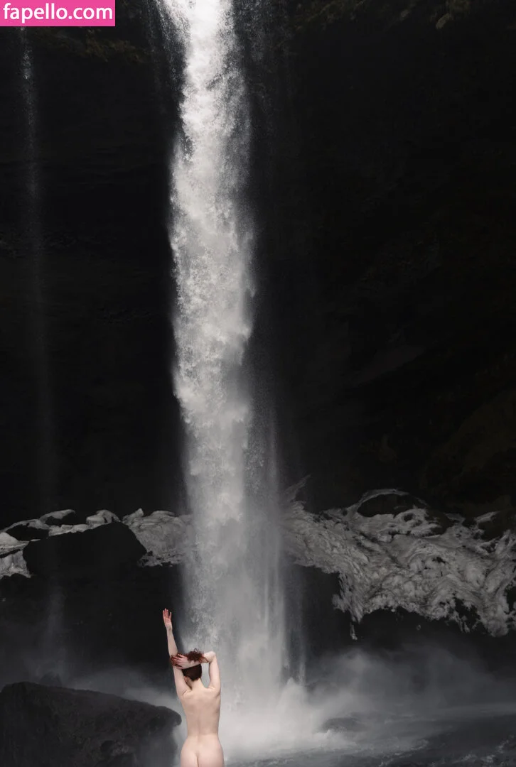 Icelandic Selkie Onlyfans Photo Gallery 