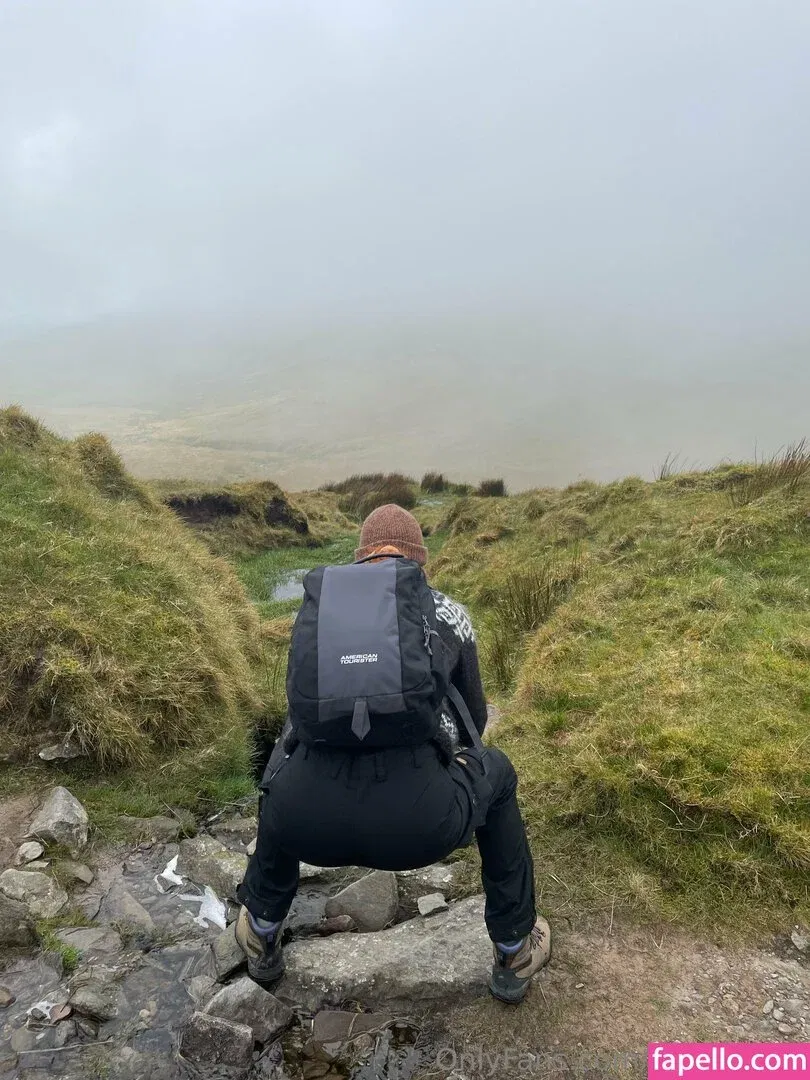 Icelandic Selkie Onlyfans Photo Gallery 