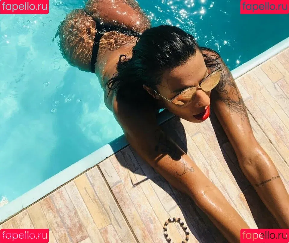 Carine Kishi Onlyfans Photo Gallery 