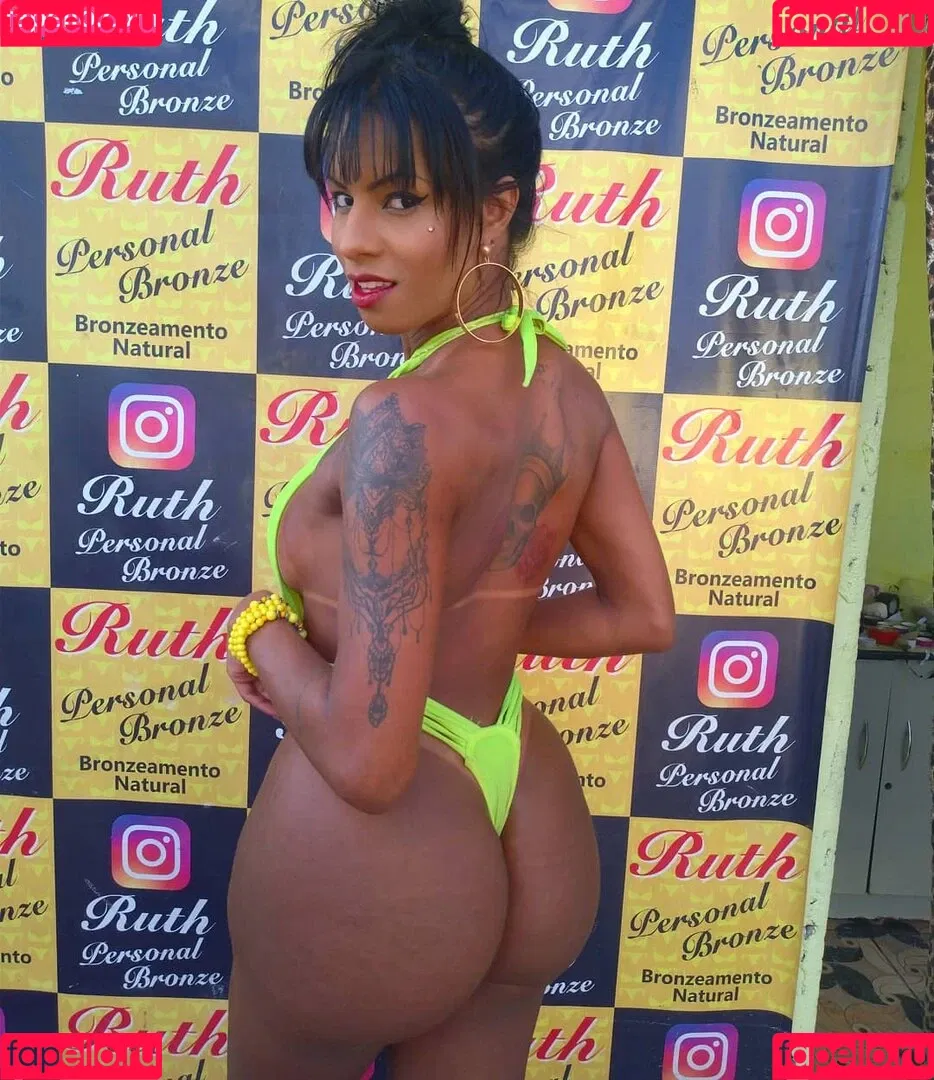 Carine Kishi Onlyfans Photo Gallery 