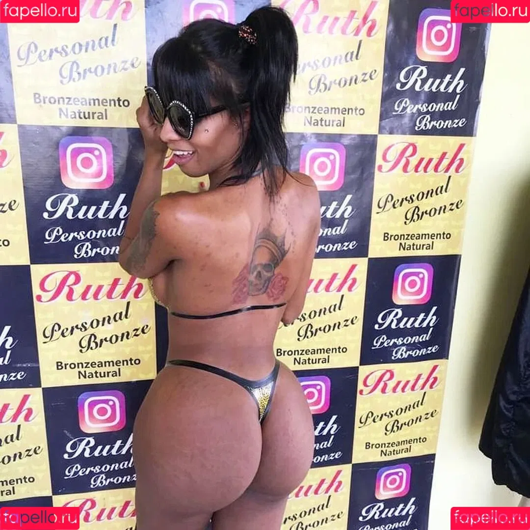 Carine Kishi Onlyfans Photo Gallery 