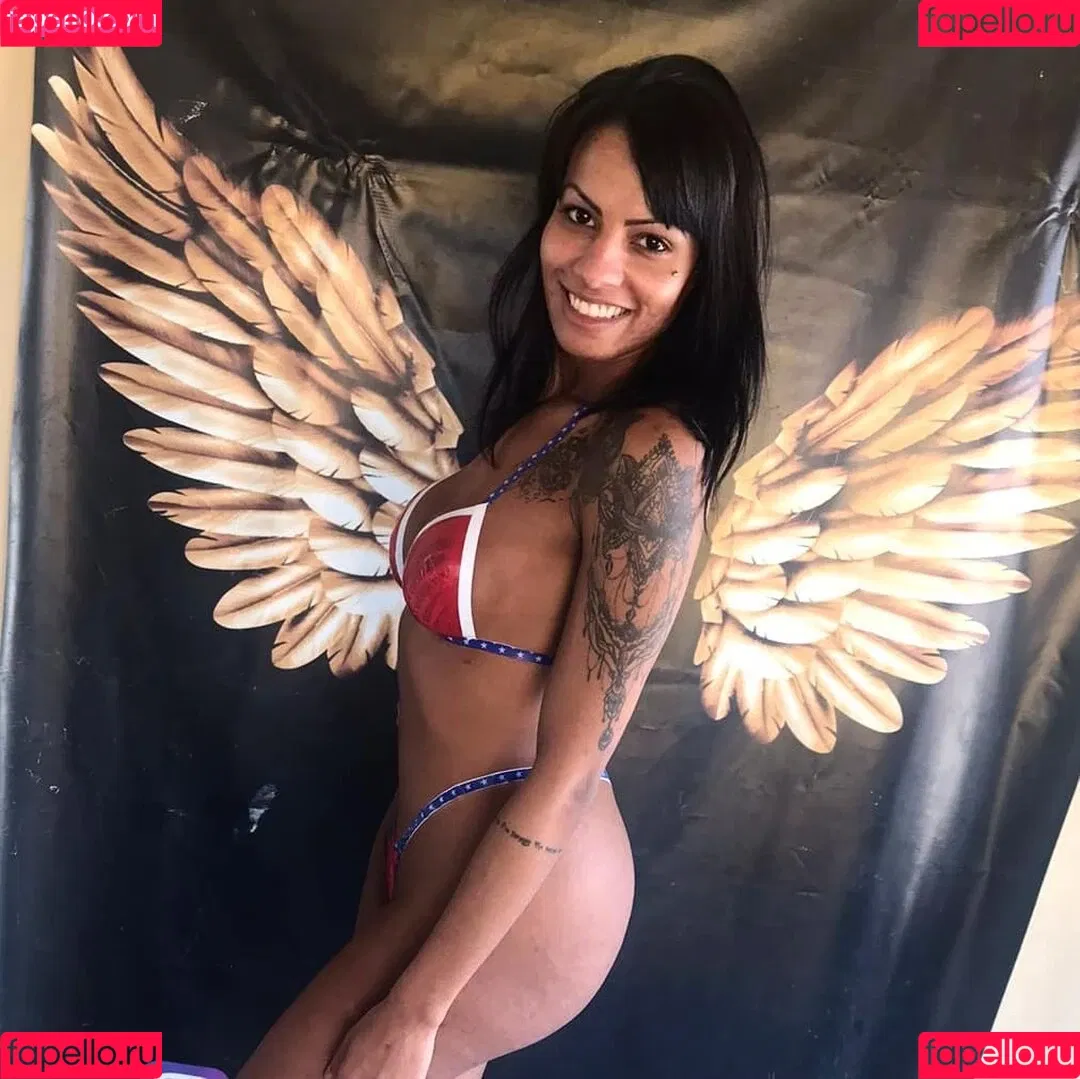 Carine Kishi Onlyfans Photo Gallery 