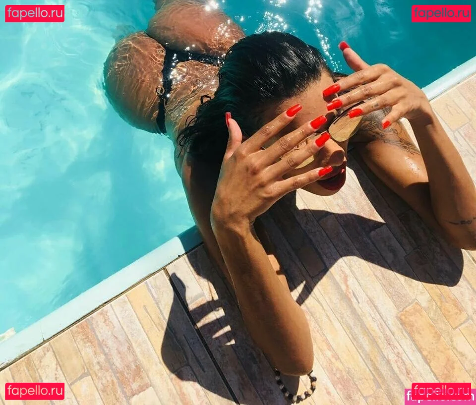 Carine Kishi Onlyfans Photo Gallery 