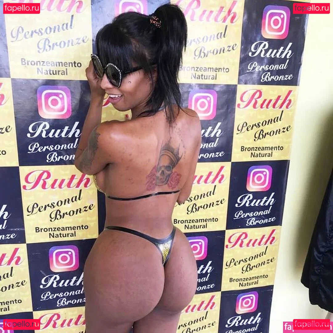 Carine Kishi Onlyfans Photo Gallery 