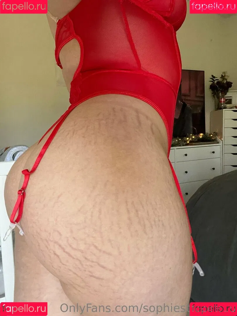 sophiestclaire18 Onlyfans Photo Gallery 