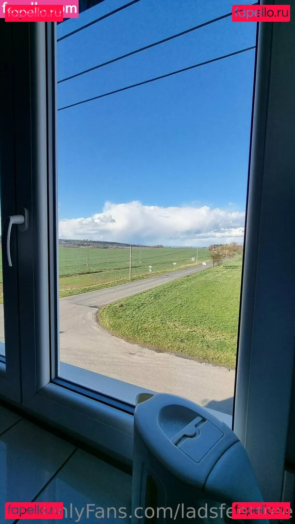 ladsfeetfree Onlyfans Photo Gallery 