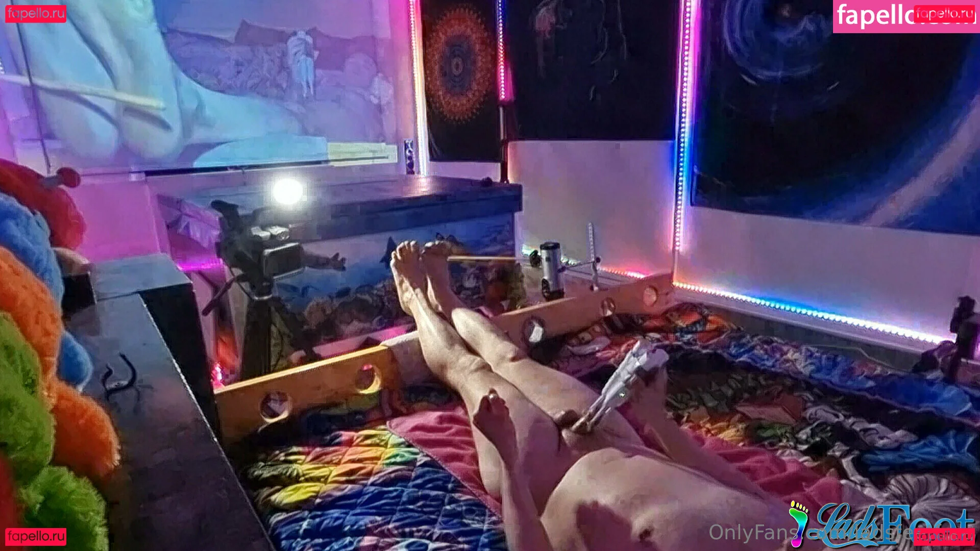 ladsfeetfree Onlyfans Photo Gallery 