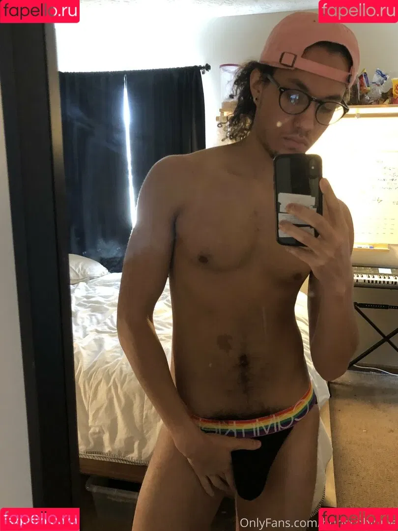 hunghedonist420 Onlyfans Photo Gallery 