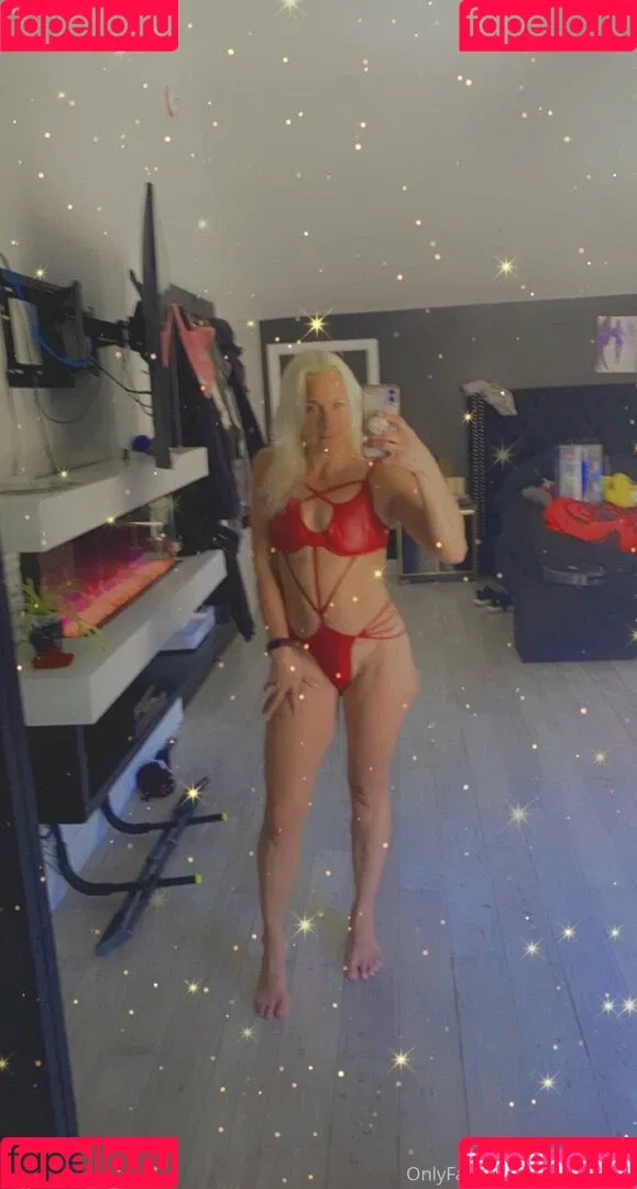 kristieangel Onlyfans Photo Gallery 
