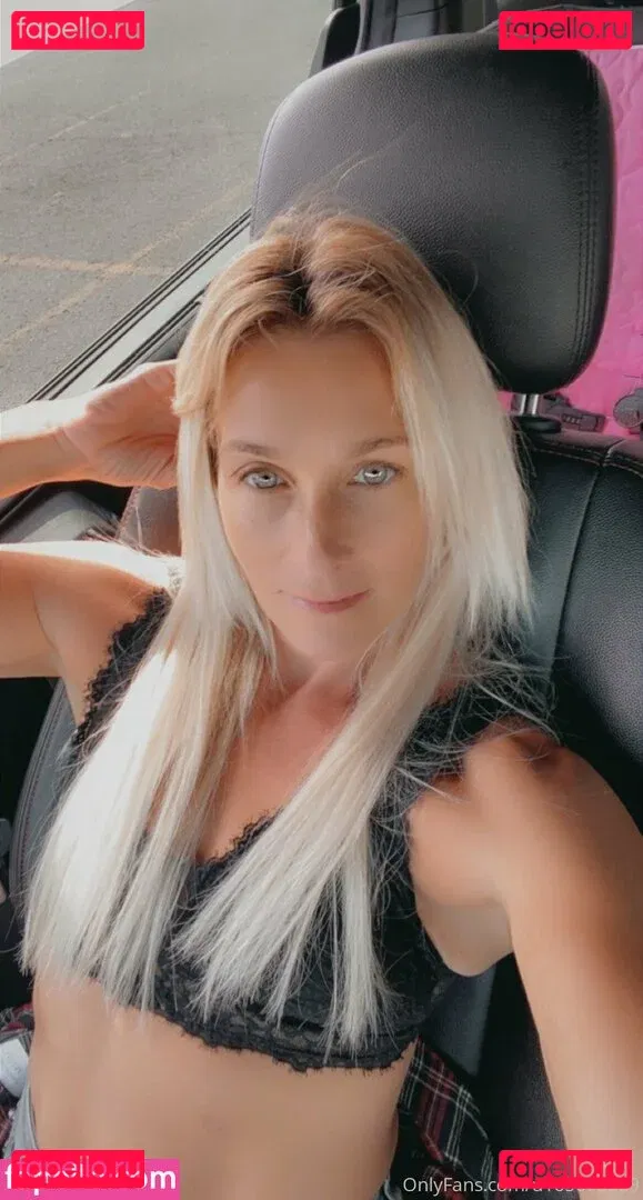 kristieangel Onlyfans Photo Gallery 