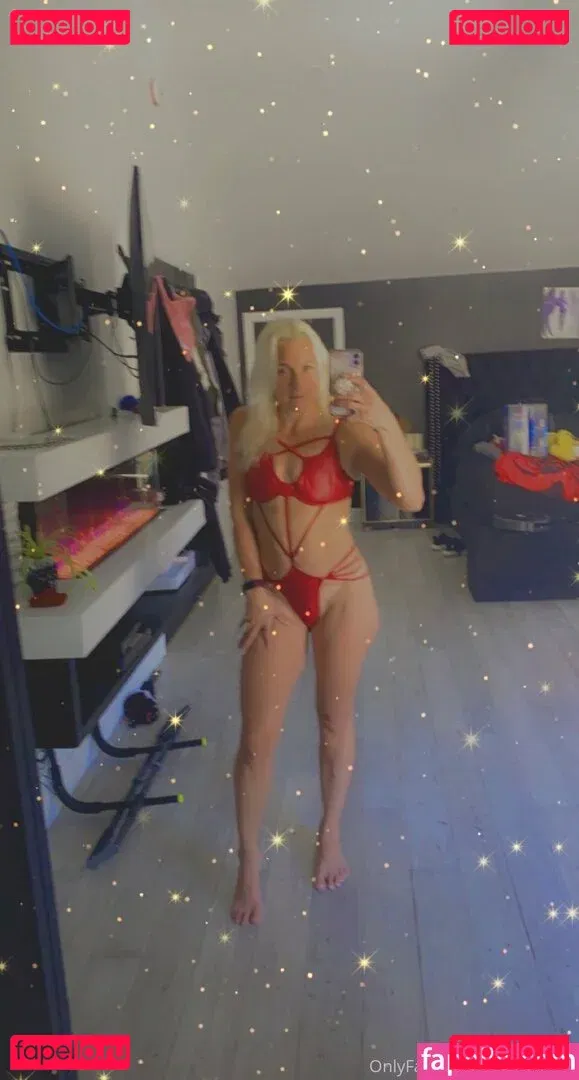 kristieangel Onlyfans Photo Gallery 