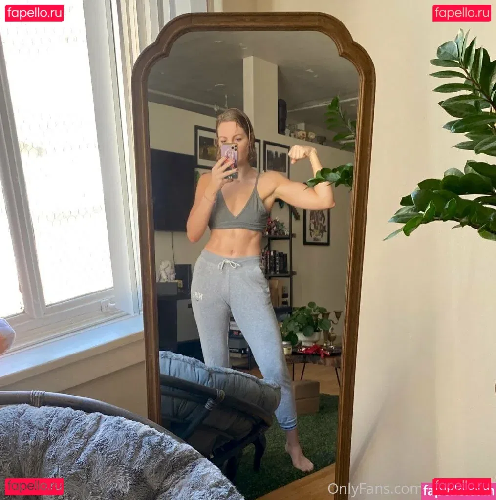 lowpolygf Onlyfans Photo Gallery 