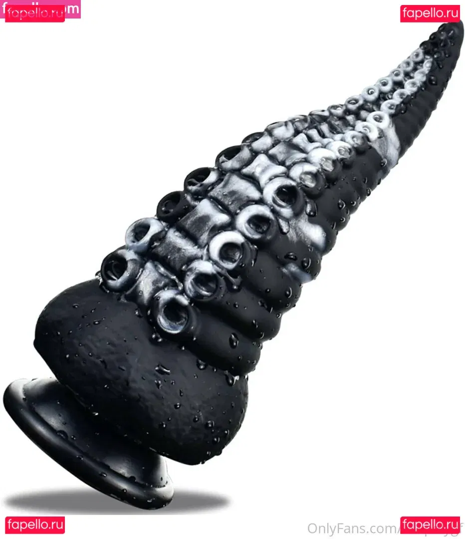 lowpolygf Onlyfans Photo Gallery 