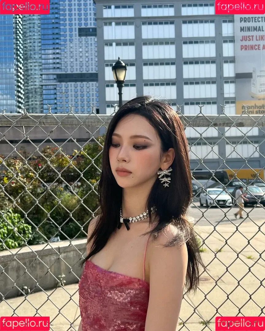 katarinabluu Onlyfans Photo Gallery 