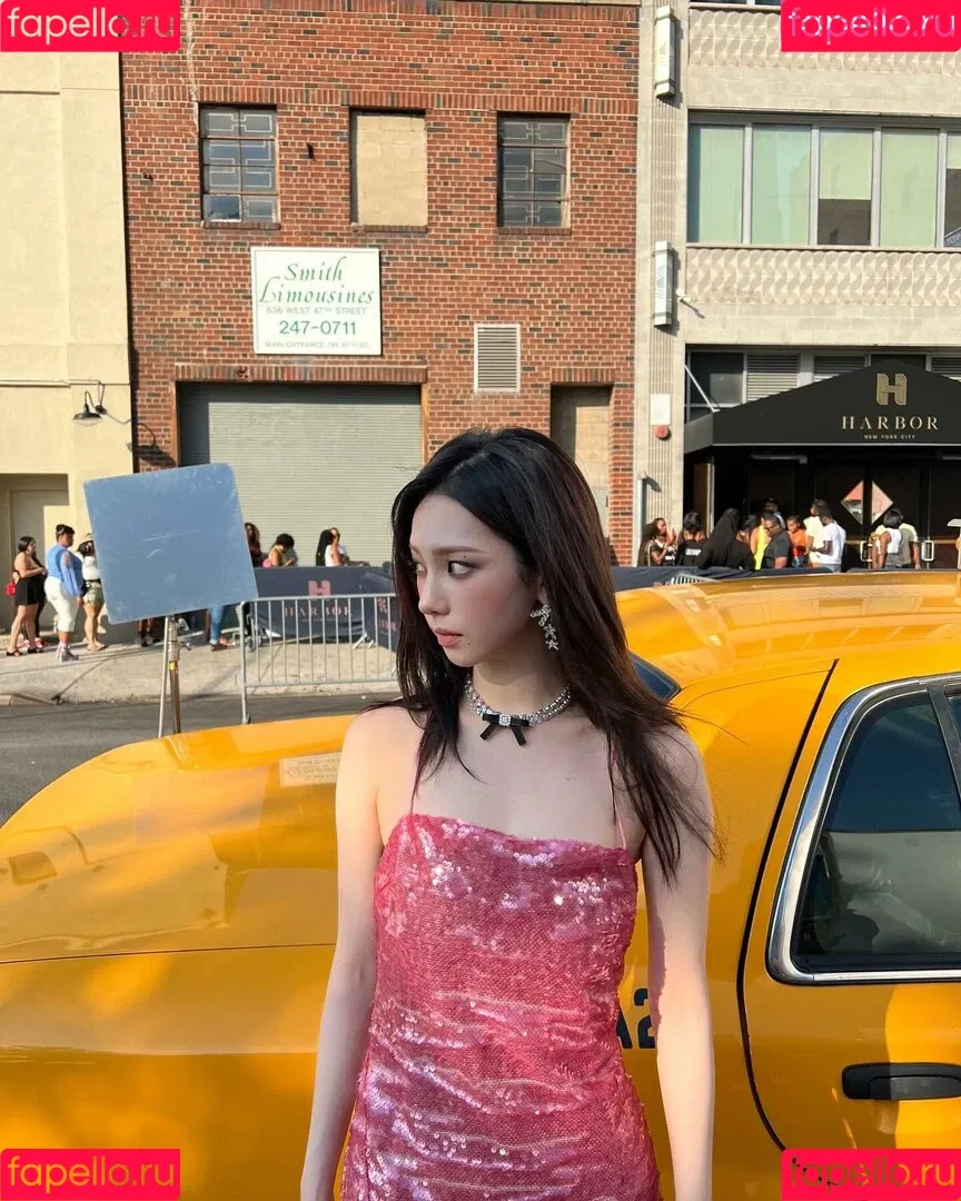 katarinabluu Onlyfans Photo Gallery 