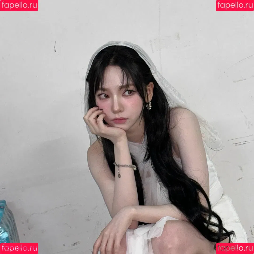katarinabluu Onlyfans Photo Gallery 