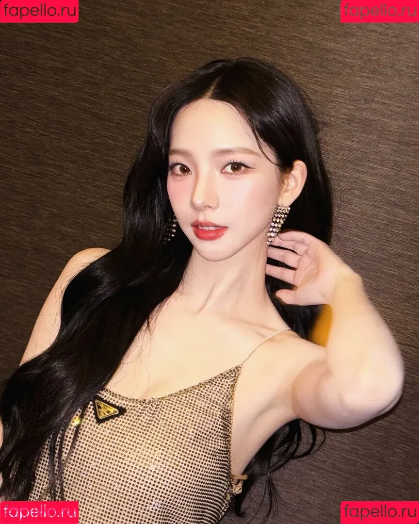 katarinabluu Onlyfans Photo Gallery 