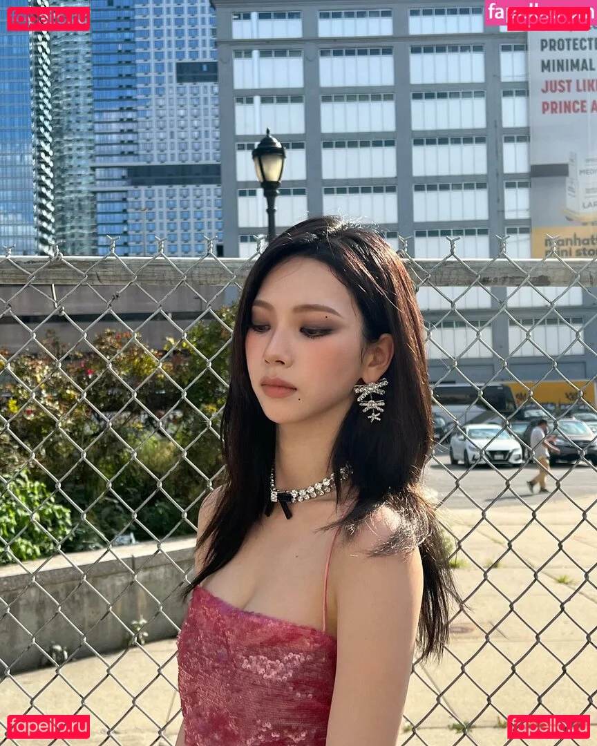 katarinabluu Onlyfans Photo Gallery 