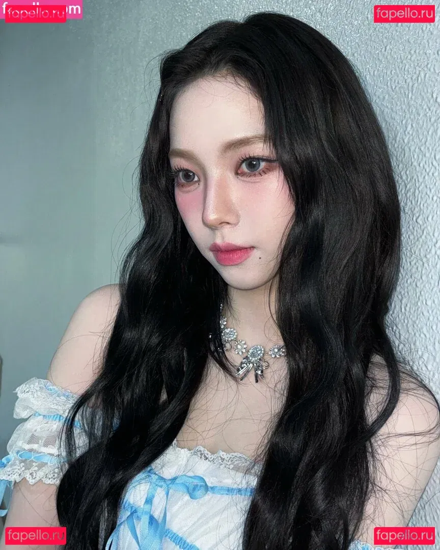 katarinabluu Onlyfans Photo Gallery 