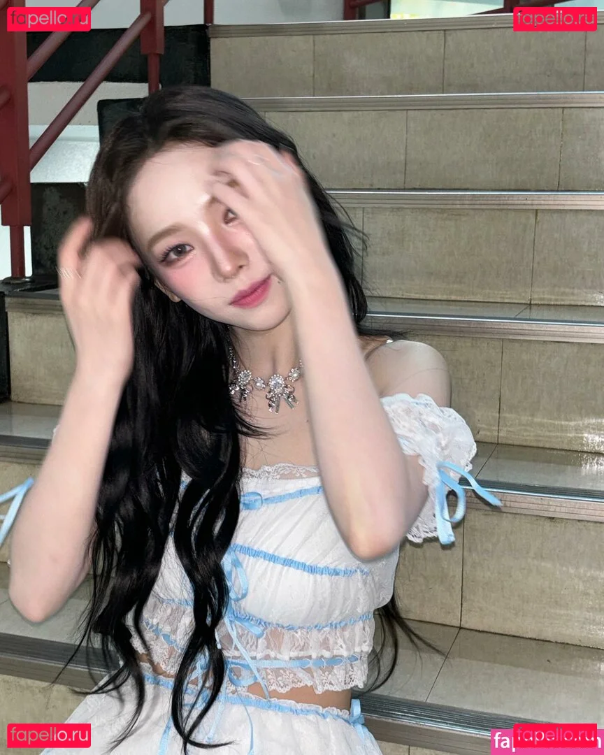 katarinabluu Onlyfans Photo Gallery 