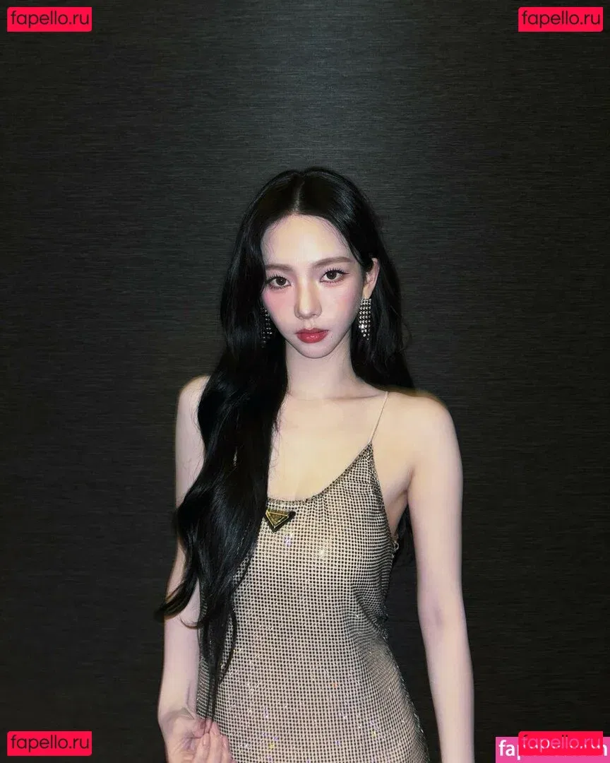 katarinabluu Onlyfans Photo Gallery 