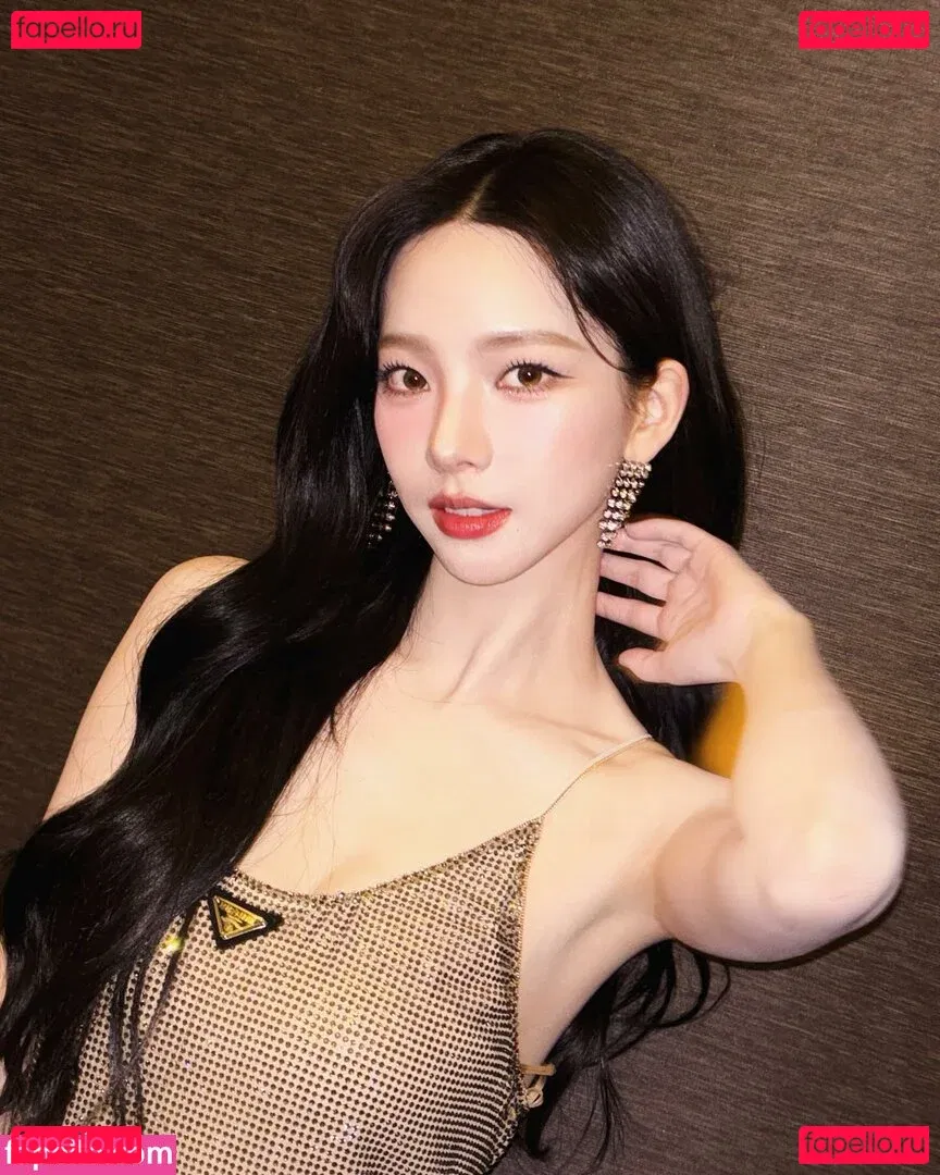 katarinabluu Onlyfans Photo Gallery 