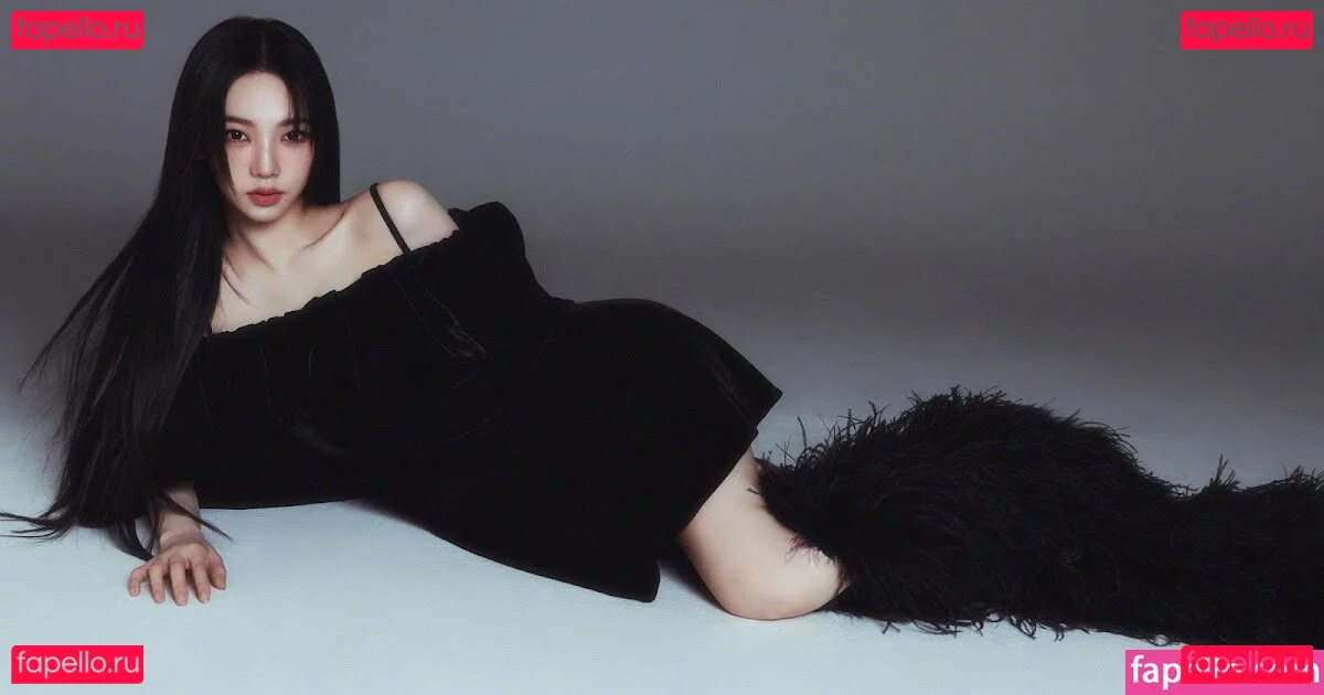 katarinabluu Onlyfans Photo Gallery 