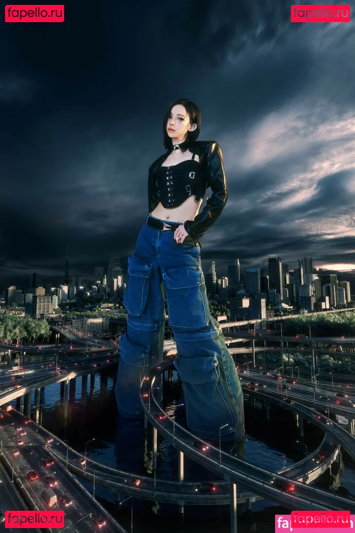 katarinabluu Onlyfans Photo Gallery 