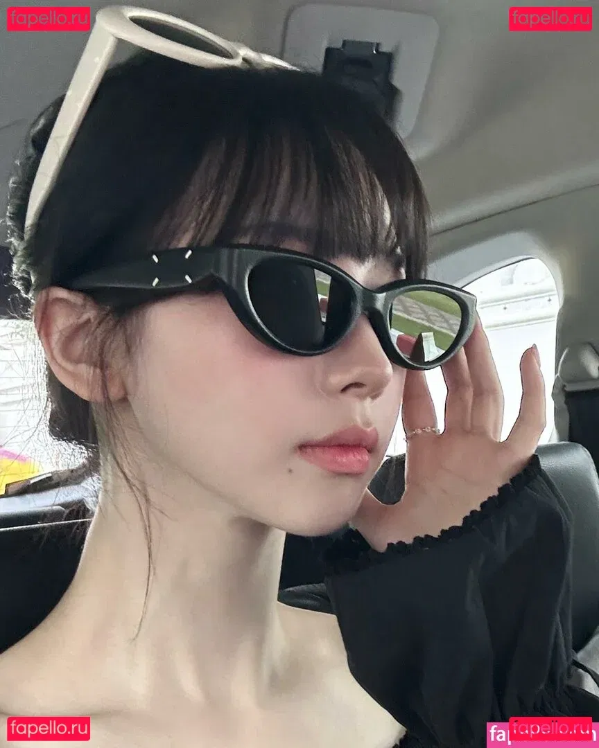 katarinabluu Onlyfans Photo Gallery 