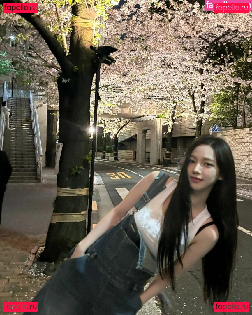 katarinabluu Onlyfans Photo Gallery 