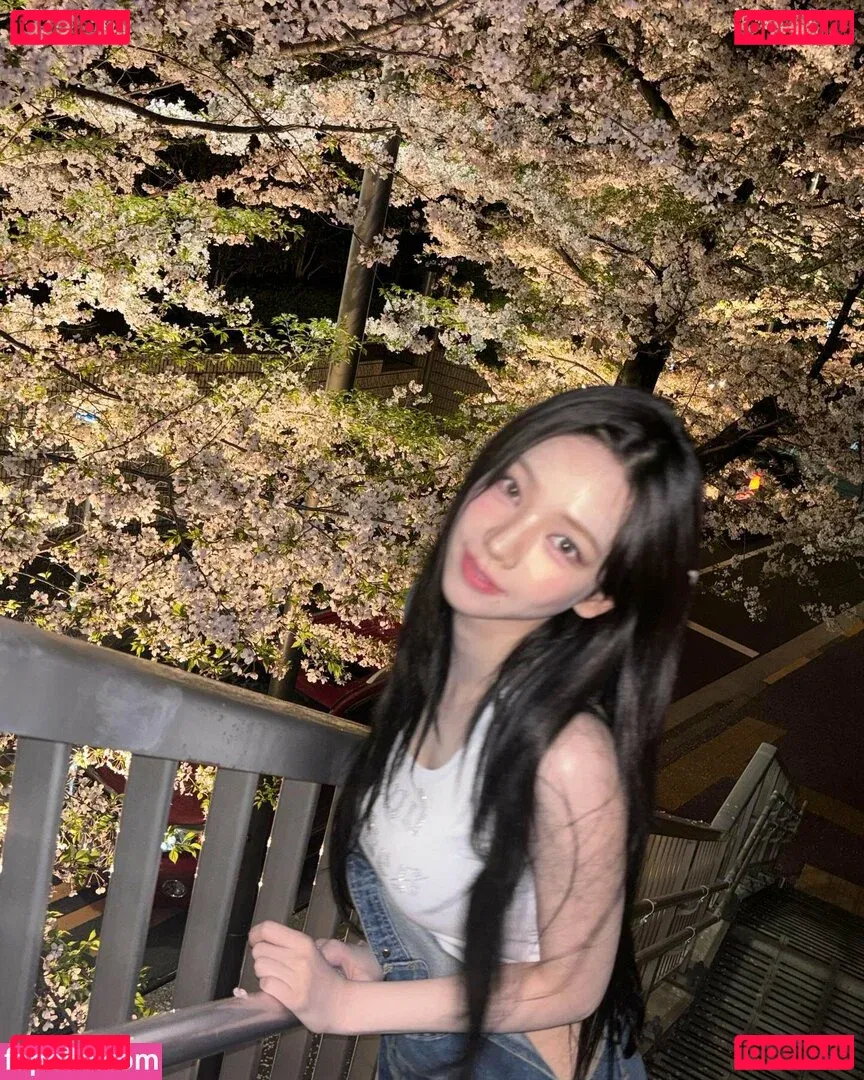 katarinabluu Onlyfans Photo Gallery 