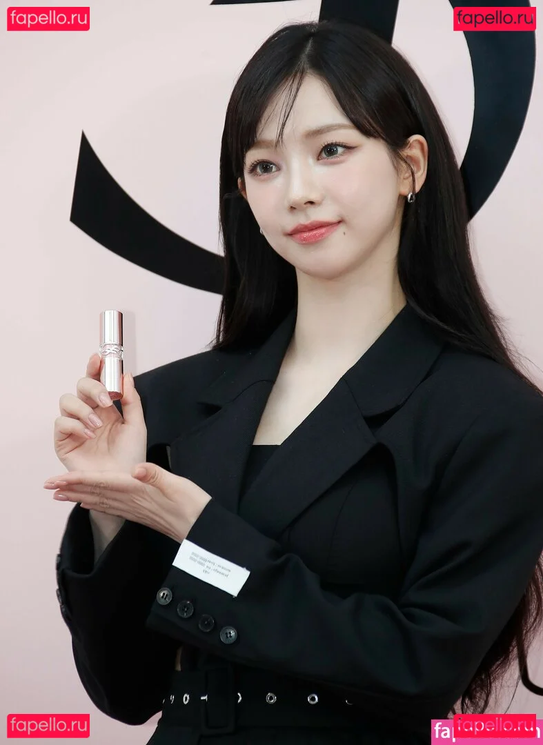 katarinabluu Onlyfans Photo Gallery 