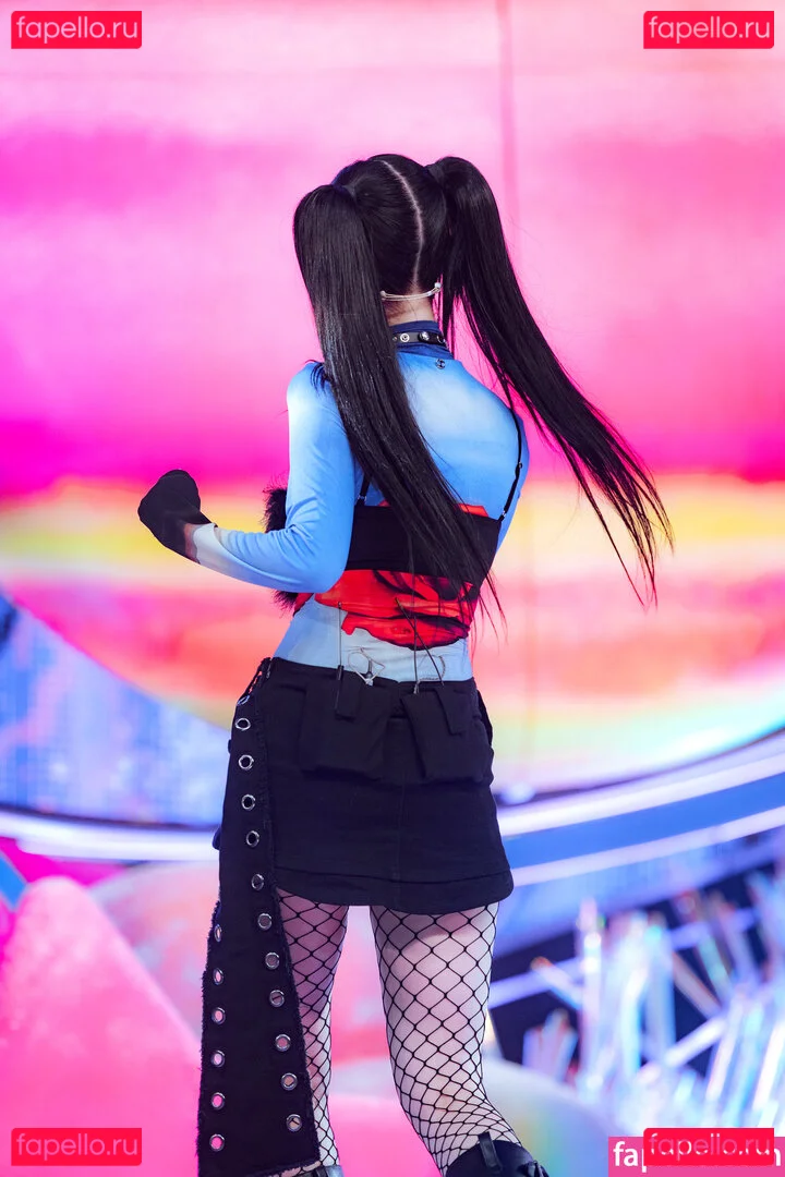 katarinabluu Onlyfans Photo Gallery 