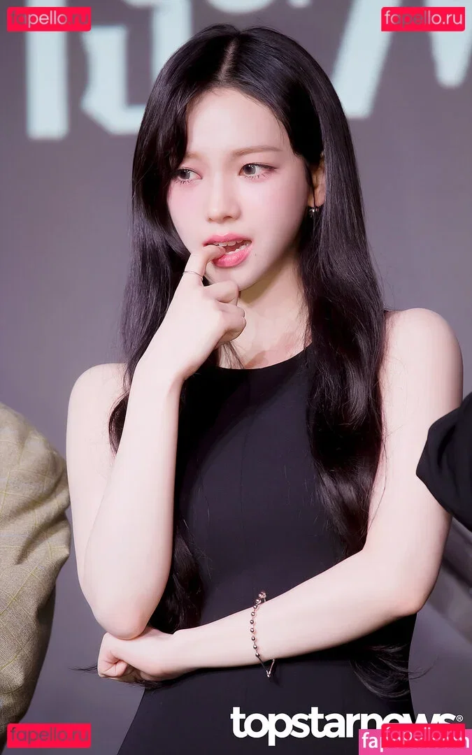 katarinabluu Onlyfans Photo Gallery 