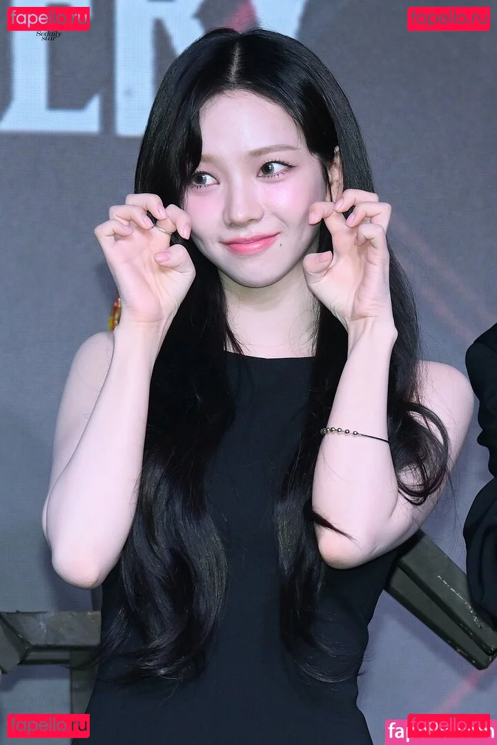 katarinabluu Onlyfans Photo Gallery 