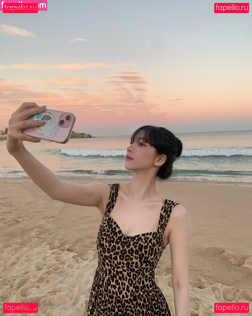 katarinabluu Onlyfans Photo Gallery 