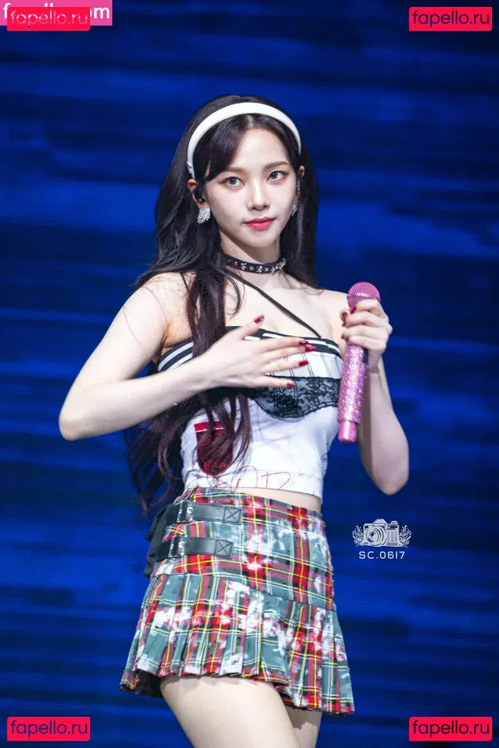 katarinabluu Onlyfans Photo Gallery 