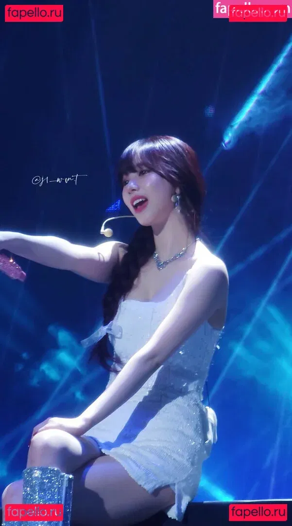 katarinabluu Onlyfans Photo Gallery 