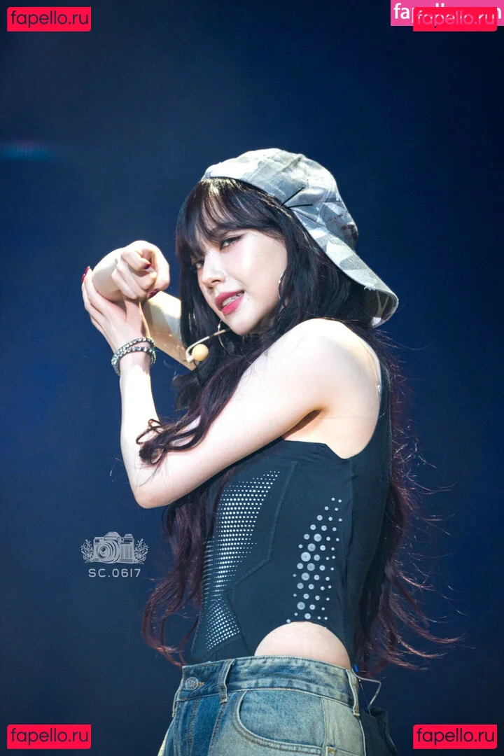 katarinabluu Onlyfans Photo Gallery 